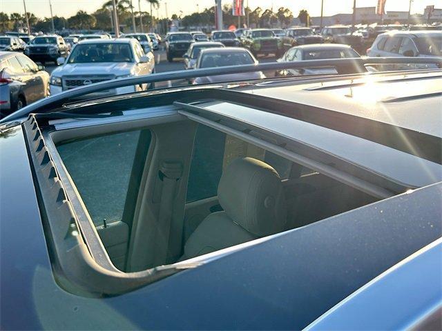 used 2015 Mercedes-Benz M-Class car, priced at $15,990