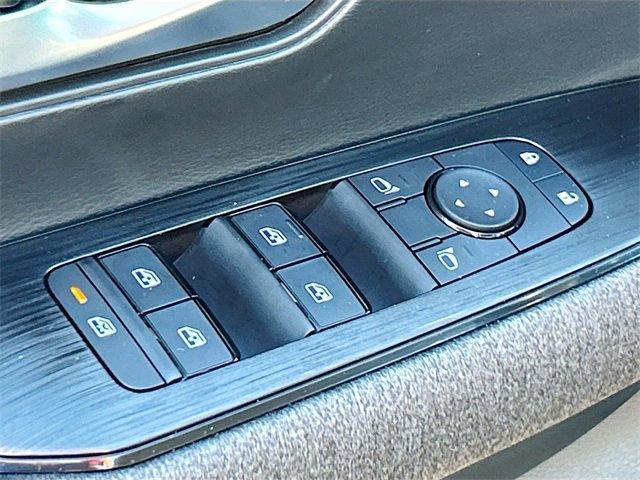 new 2025 Nissan Kicks car, priced at $25,595