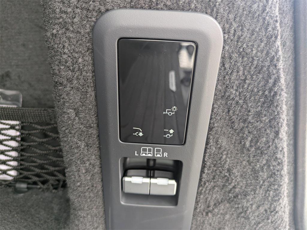 used 2025 Land Rover Range Rover Sport car, priced at $169,999