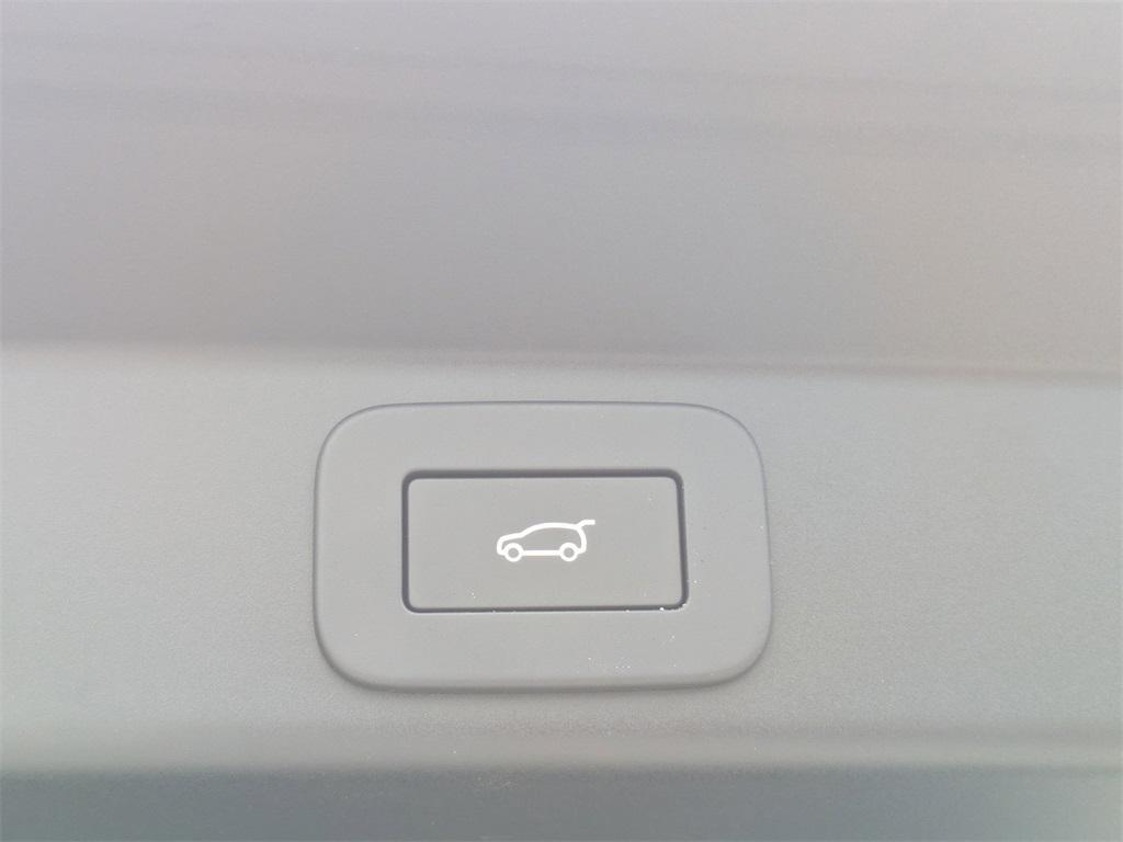 used 2025 Land Rover Range Rover Sport car, priced at $169,999