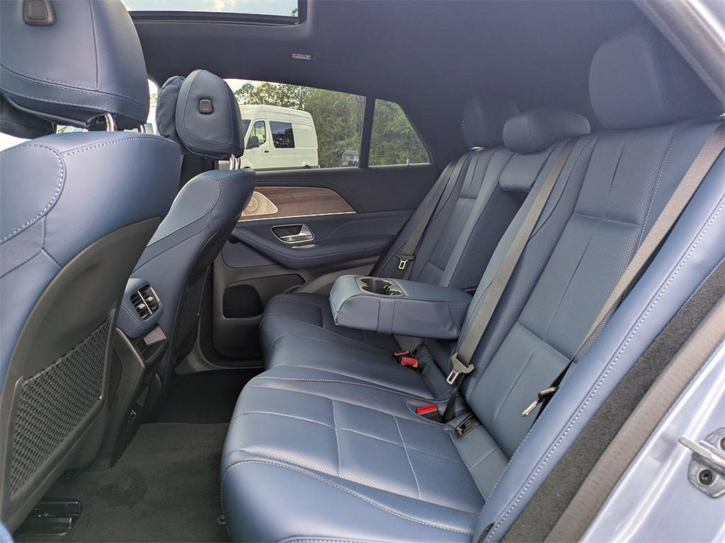 new 2026 Mercedes-Benz GLE 450 car, priced at $107,980
