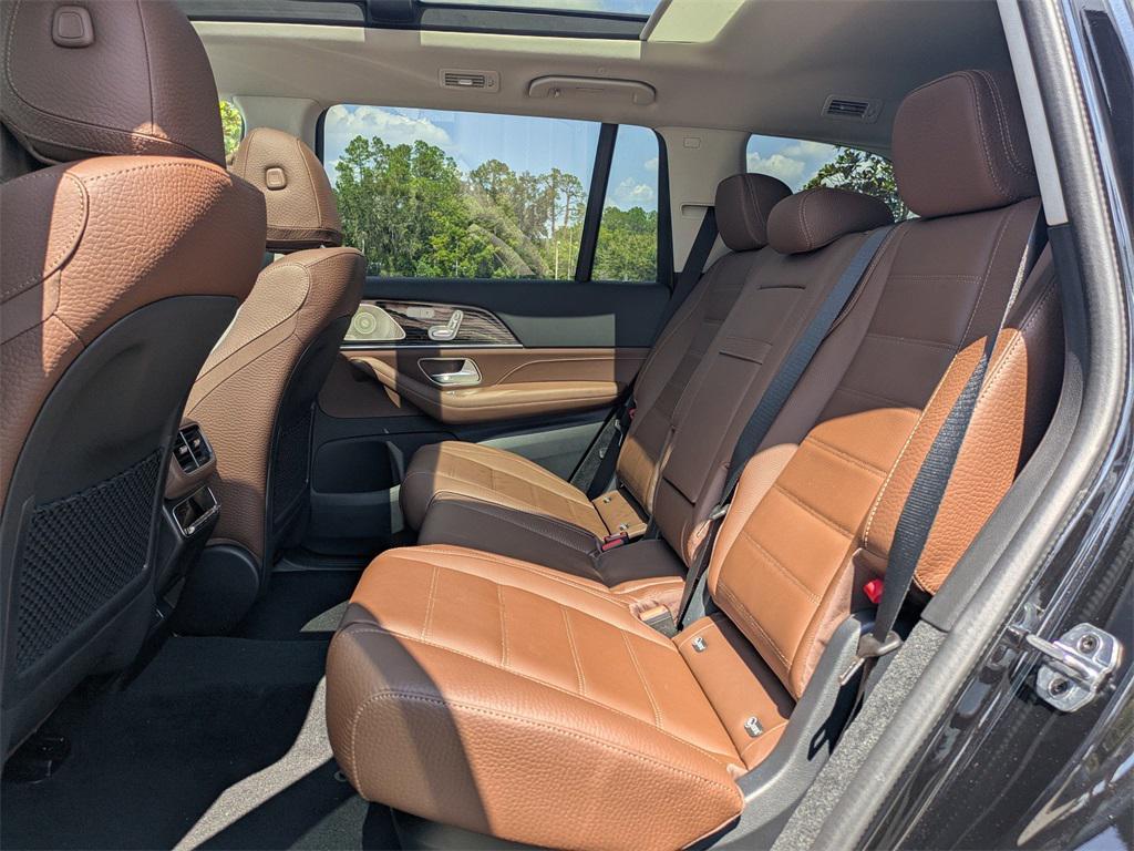 new 2026 Mercedes-Benz GLS 450 car, priced at $107,560