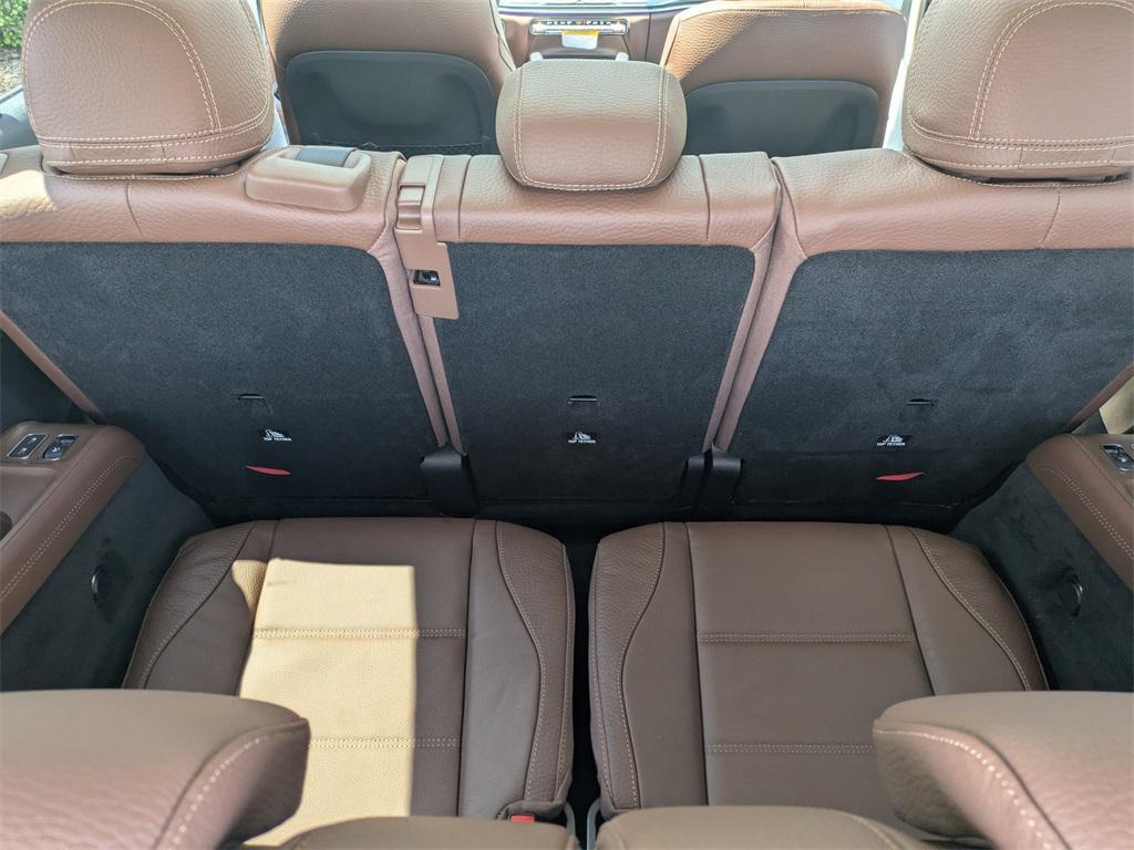 new 2026 Mercedes-Benz GLS 450 car, priced at $107,560