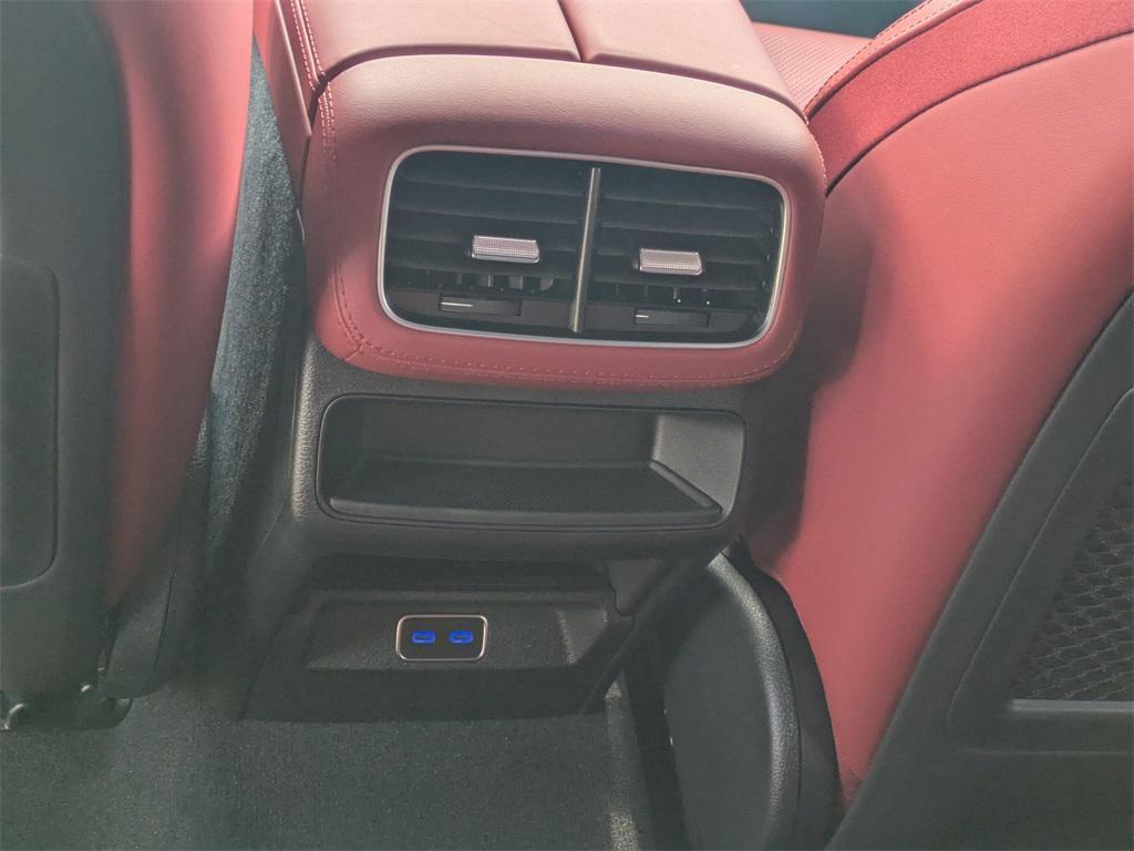 new 2026 Mercedes-Benz GLE 450 car, priced at $102,170