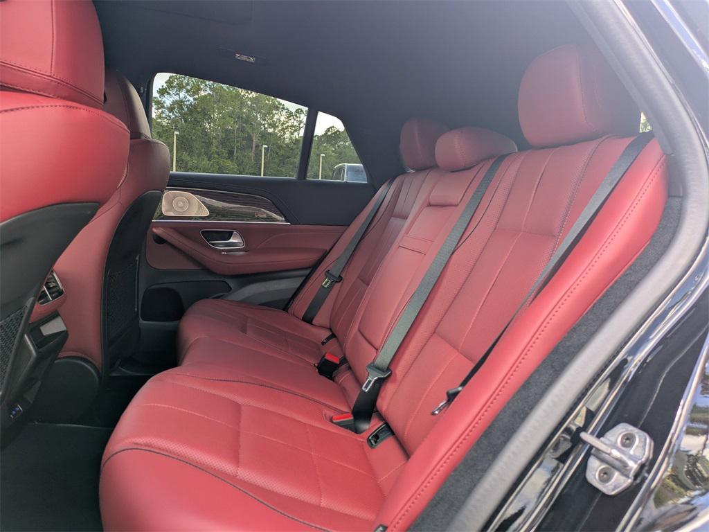 new 2026 Mercedes-Benz GLE 450 car, priced at $102,170