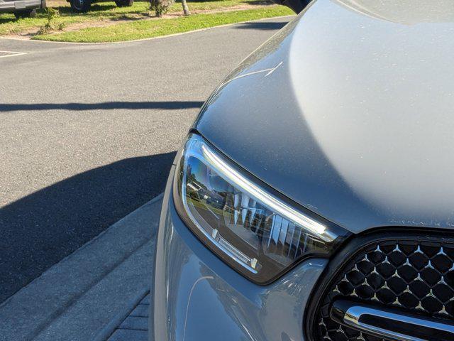 new 2025 Mercedes-Benz GLC 300 car, priced at $61,715