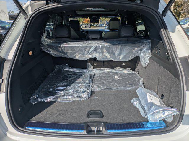 new 2026 Mercedes-Benz GLE 450 car, priced at $90,960