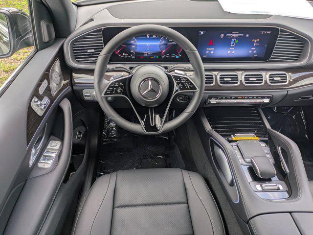 new 2025 Mercedes-Benz GLS 450 car, priced at $92,275