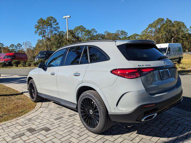 new 2025 Mercedes-Benz GLC 300 car, priced at $67,935