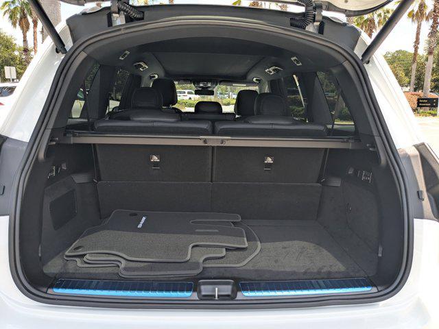 new 2025 Mercedes-Benz GLS 450 car, priced at $106,755