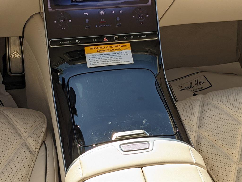 new 2025 Mercedes-Benz Maybach S 580 car, priced at $225,710