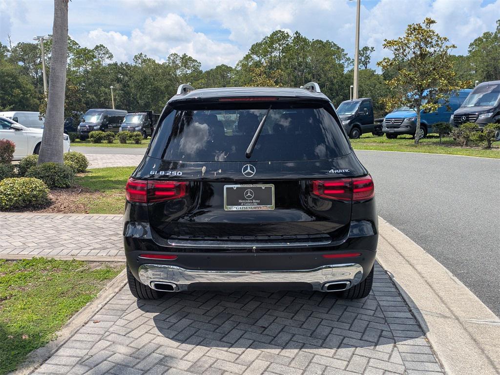 new 2026 Mercedes-Benz GLB 250 car