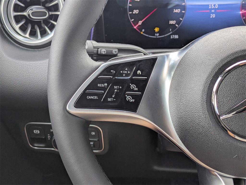 new 2026 Mercedes-Benz GLB 250 car