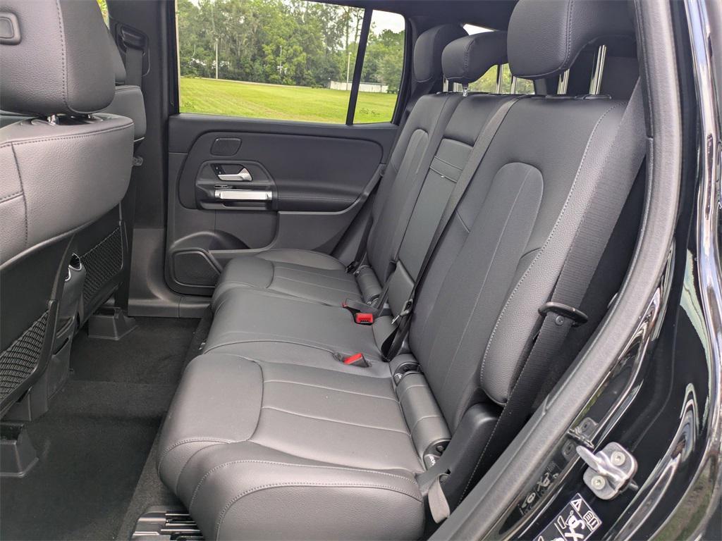 new 2026 Mercedes-Benz GLB 250 car