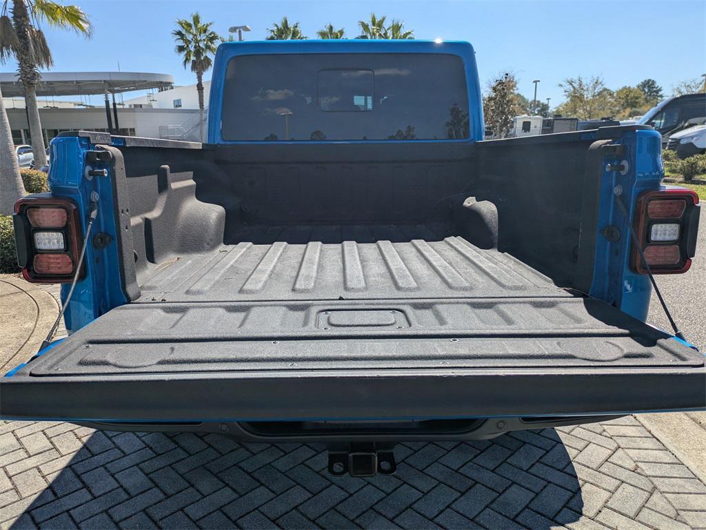 used 2023 Jeep Gladiator car, priced at $38,442