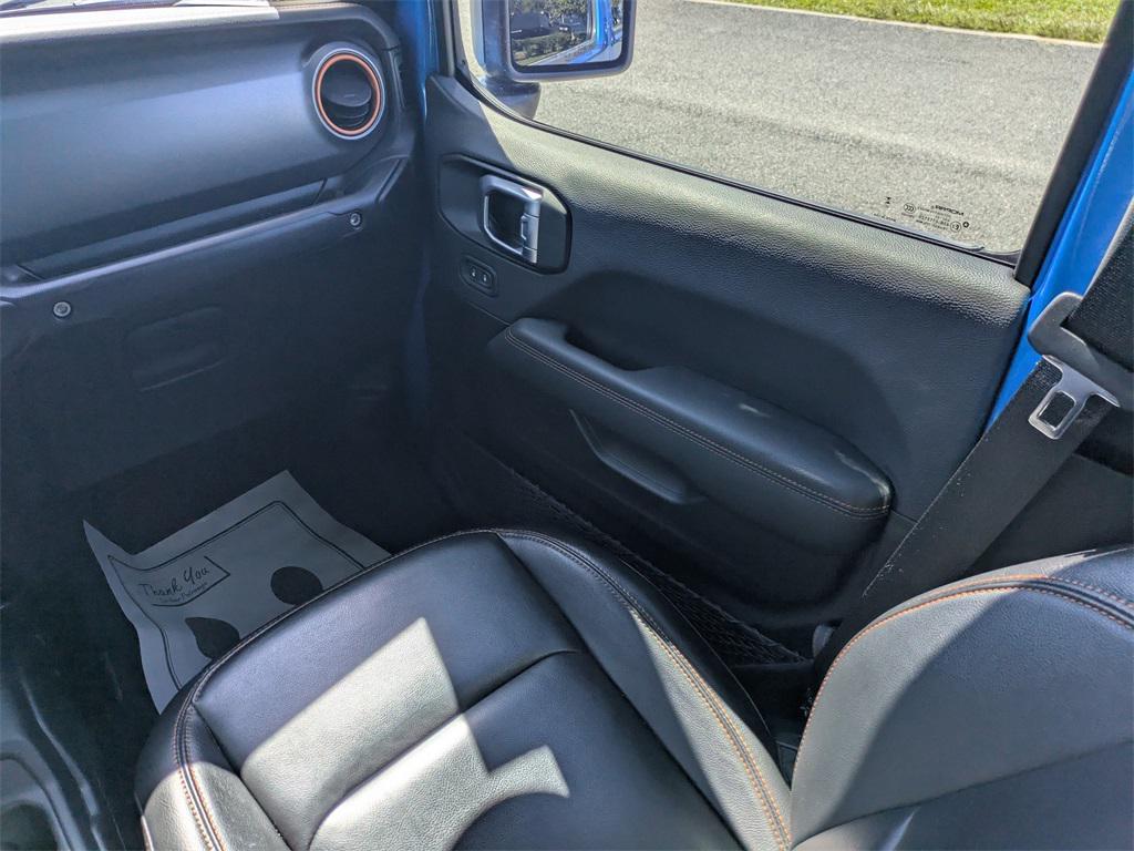 used 2023 Jeep Gladiator car, priced at $38,442