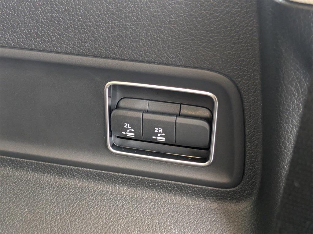 new 2025 Mercedes-Benz GLE 350 car, priced at $78,235