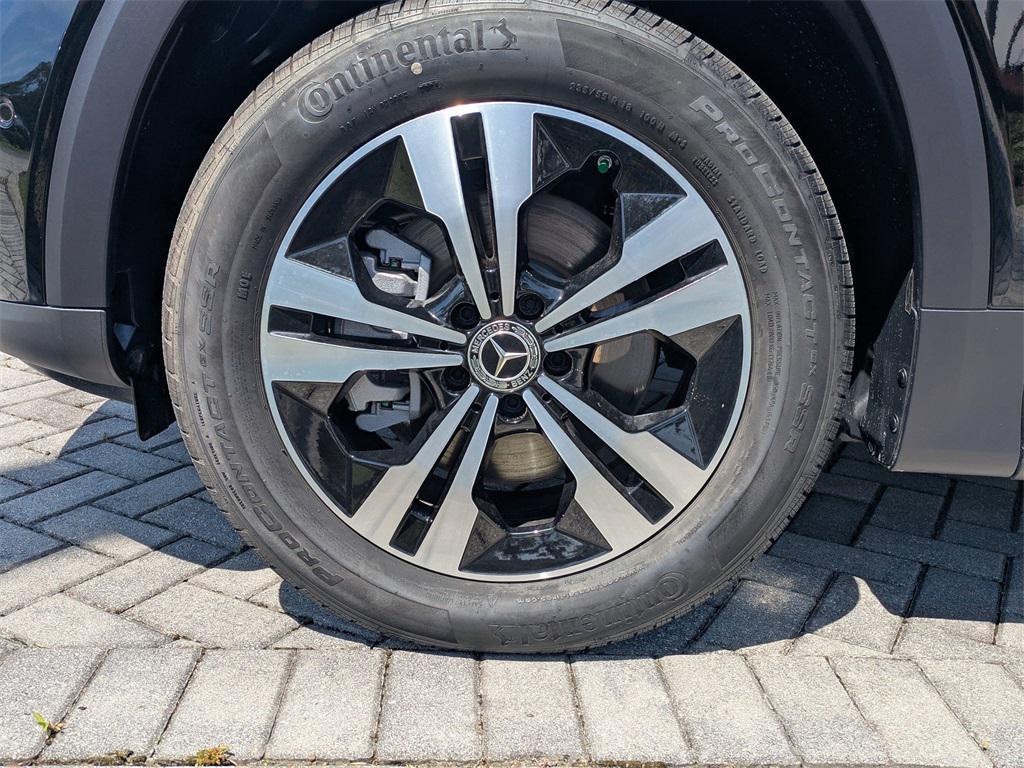 new 2026 Mercedes-Benz GLB 250 car, priced at $51,815