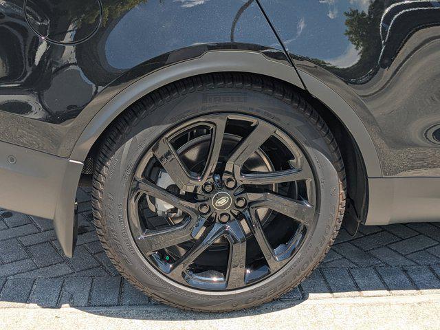 used 2024 Land Rover Discovery car, priced at $48,644