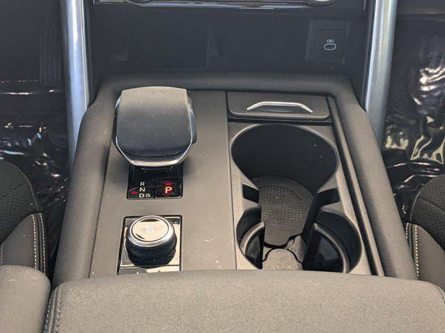 used 2024 Land Rover Discovery car, priced at $48,644