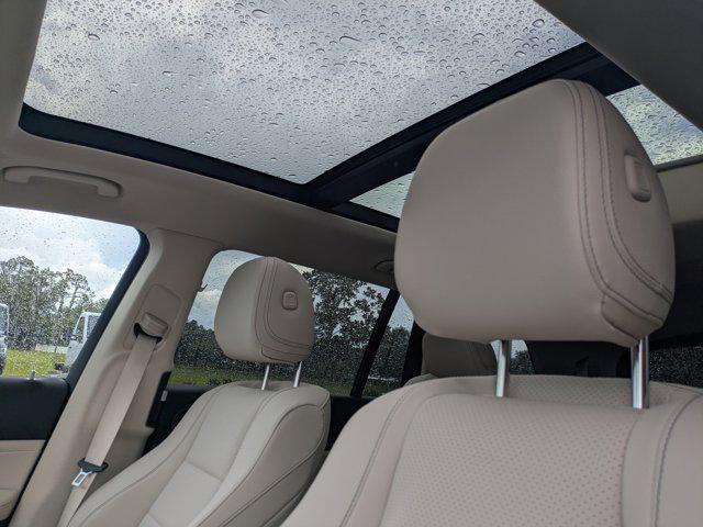 new 2025 Mercedes-Benz GLS 450 car, priced at $95,685