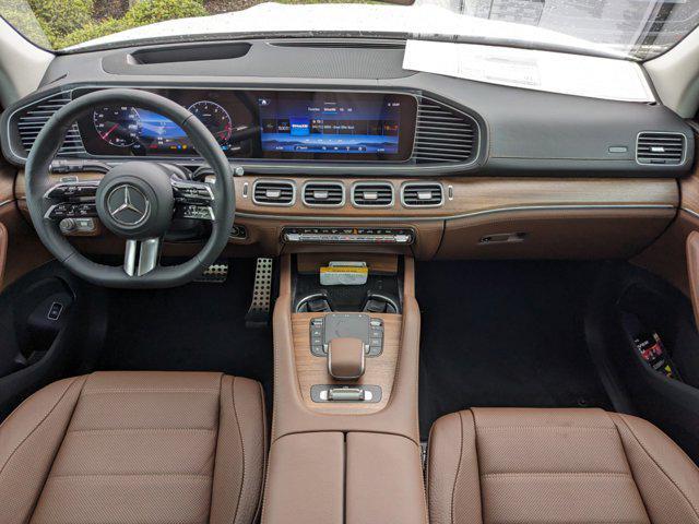 new 2024 Mercedes-Benz GLS 580 car, priced at $120,175