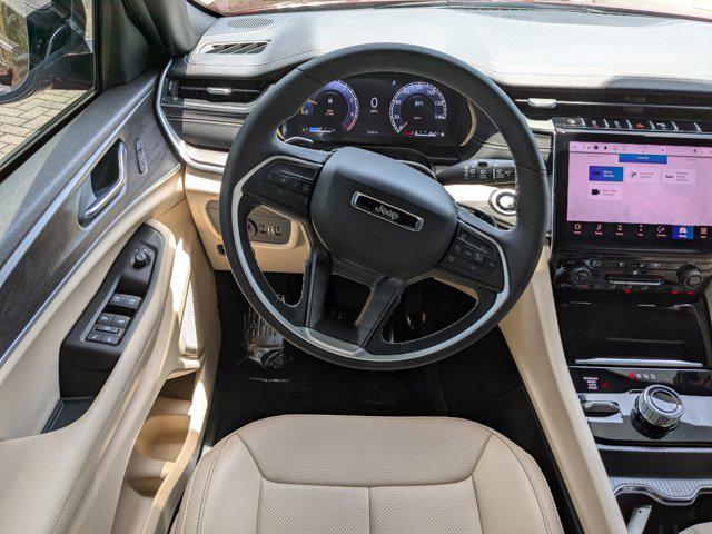 used 2025 Jeep Grand Cherokee car, priced at $44,823