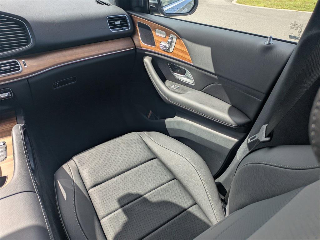 used 2025 Mercedes-Benz GLE 450e car, priced at $72,999