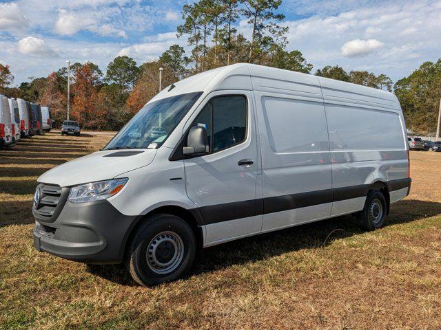 new 2025 Mercedes-Benz Sprinter 2500 car, priced at $80,177