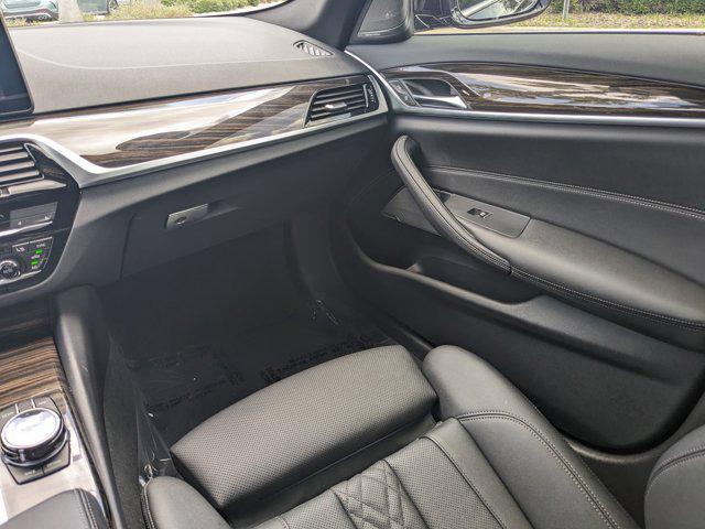 used 2022 BMW 540 car, priced at $43,290