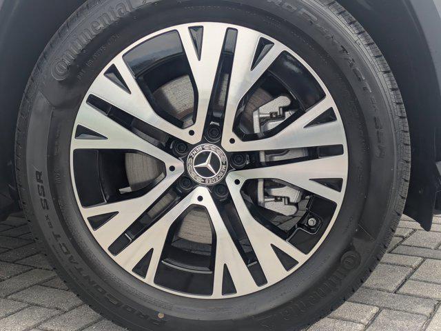 new 2025 Mercedes-Benz GLA 250 car, priced at $44,250