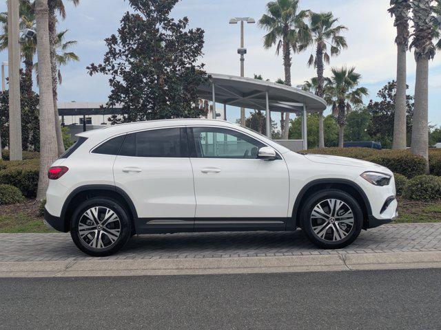 new 2025 Mercedes-Benz GLA 250 car, priced at $44,250
