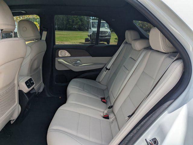 new 2025 Mercedes-Benz GLE 450 car, priced at $85,630