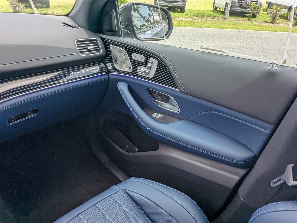 new 2025 Mercedes-Benz AMG GLE 53 car, priced at $123,485