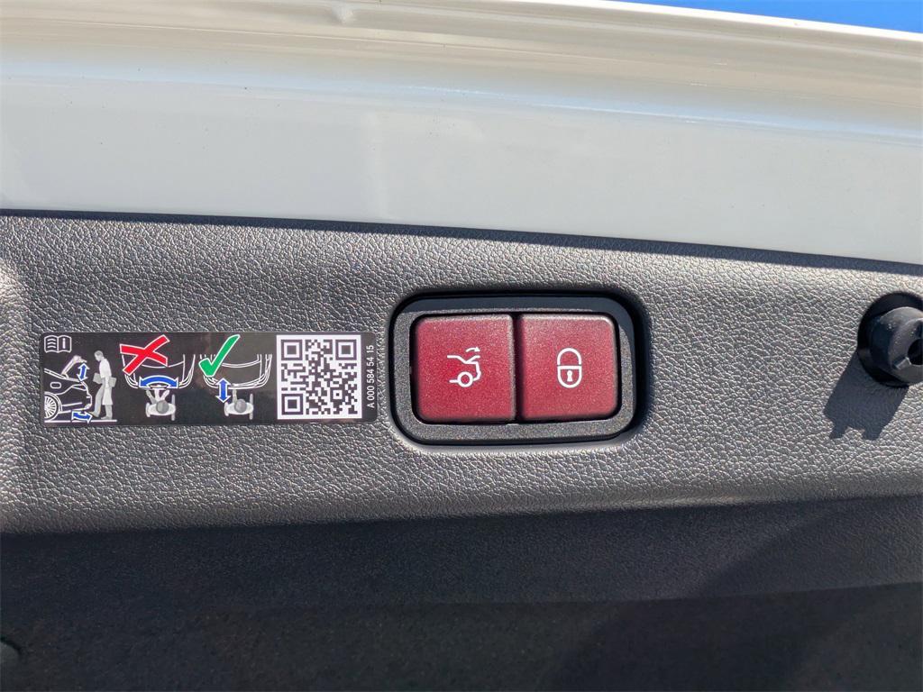 new 2026 Mercedes-Benz AMG E 53 car, priced at $97,316