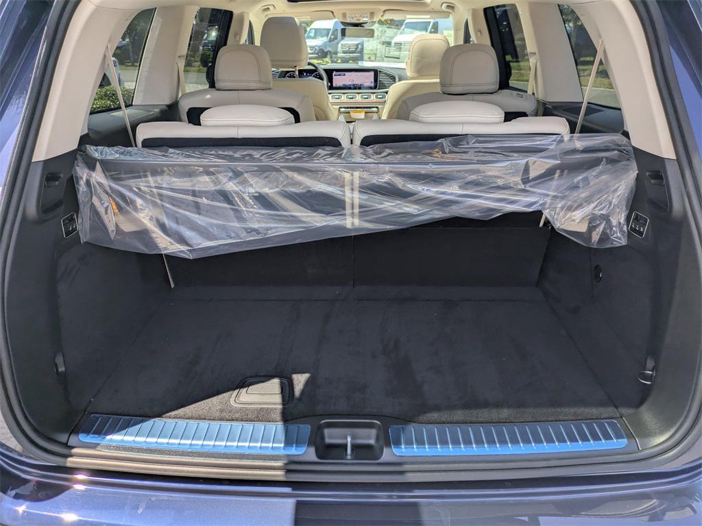 new 2026 Mercedes-Benz GLS 450 car, priced at $101,985