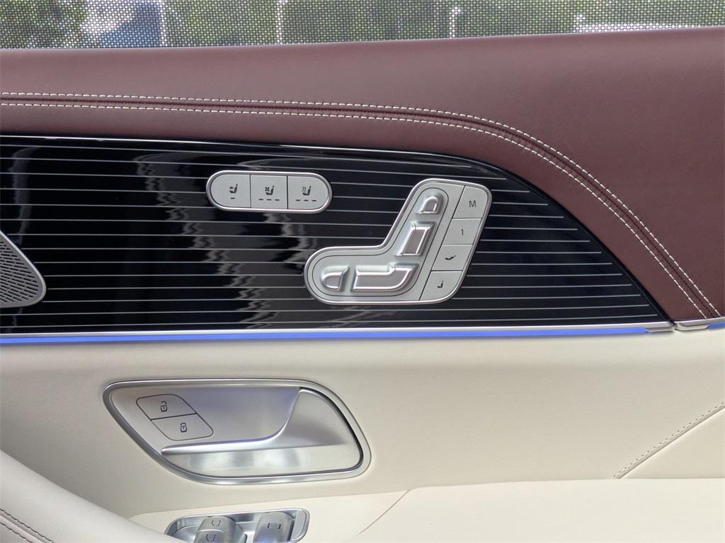 used 2024 Mercedes-Benz Maybach GLS 600 car, priced at $148,967