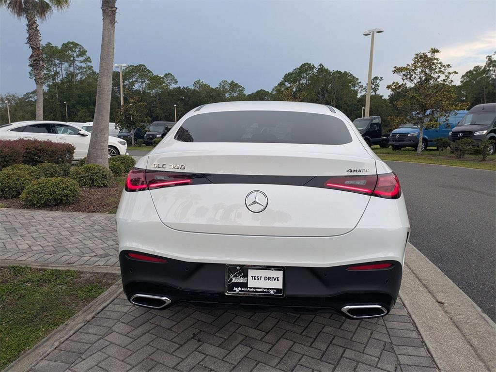 new 2025 Mercedes-Benz GLC 300 car, priced at $73,315