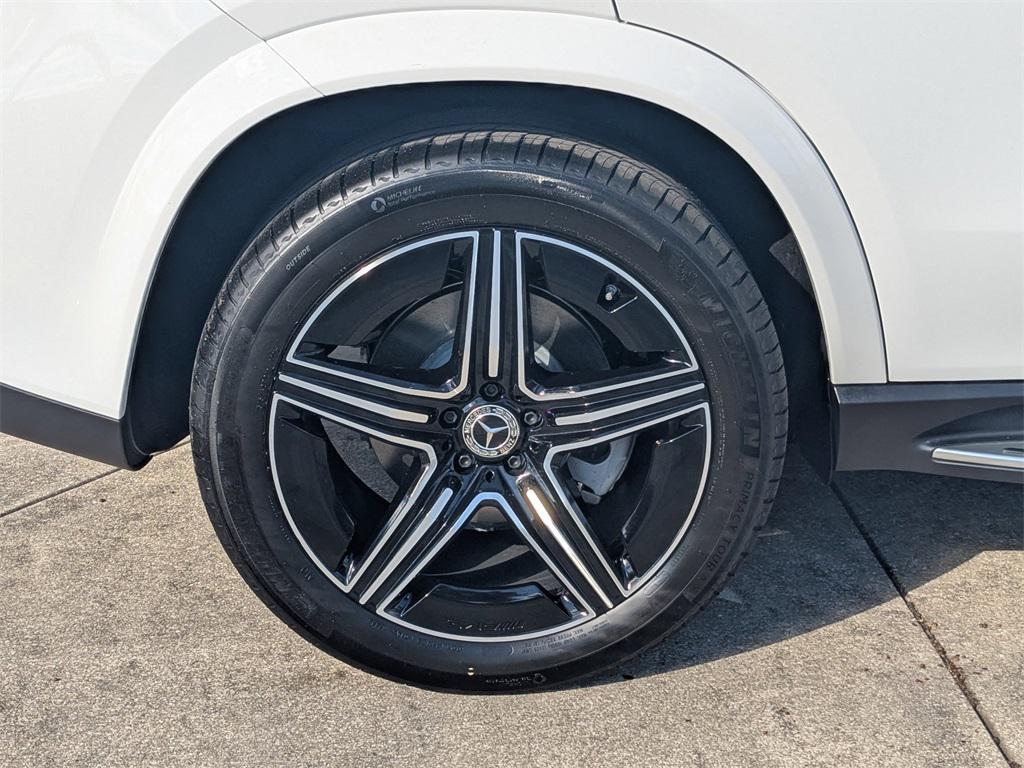 new 2026 Mercedes-Benz GLE 450e car, priced at $82,580