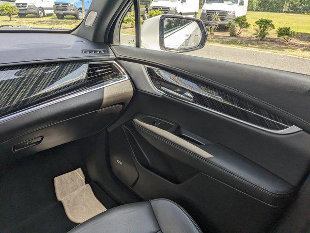 used 2023 Cadillac XT6 car, priced at $37,999