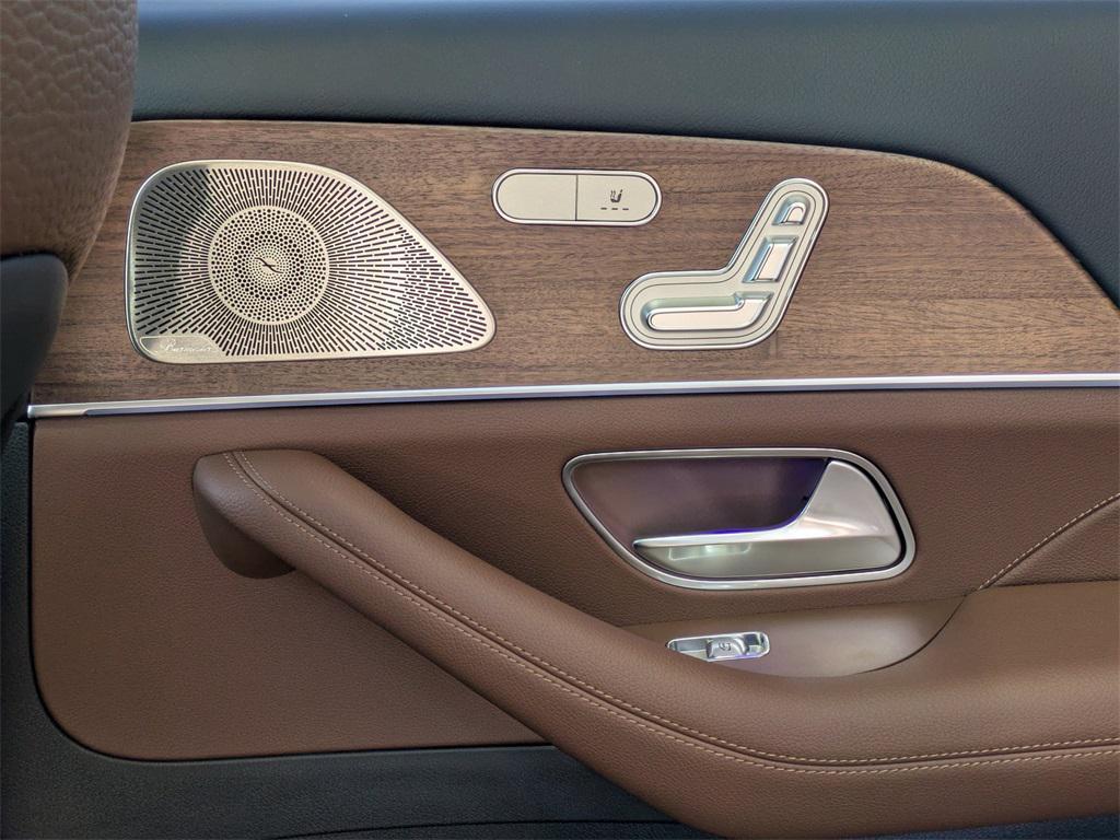 new 2026 Mercedes-Benz GLS 450 car, priced at $103,700