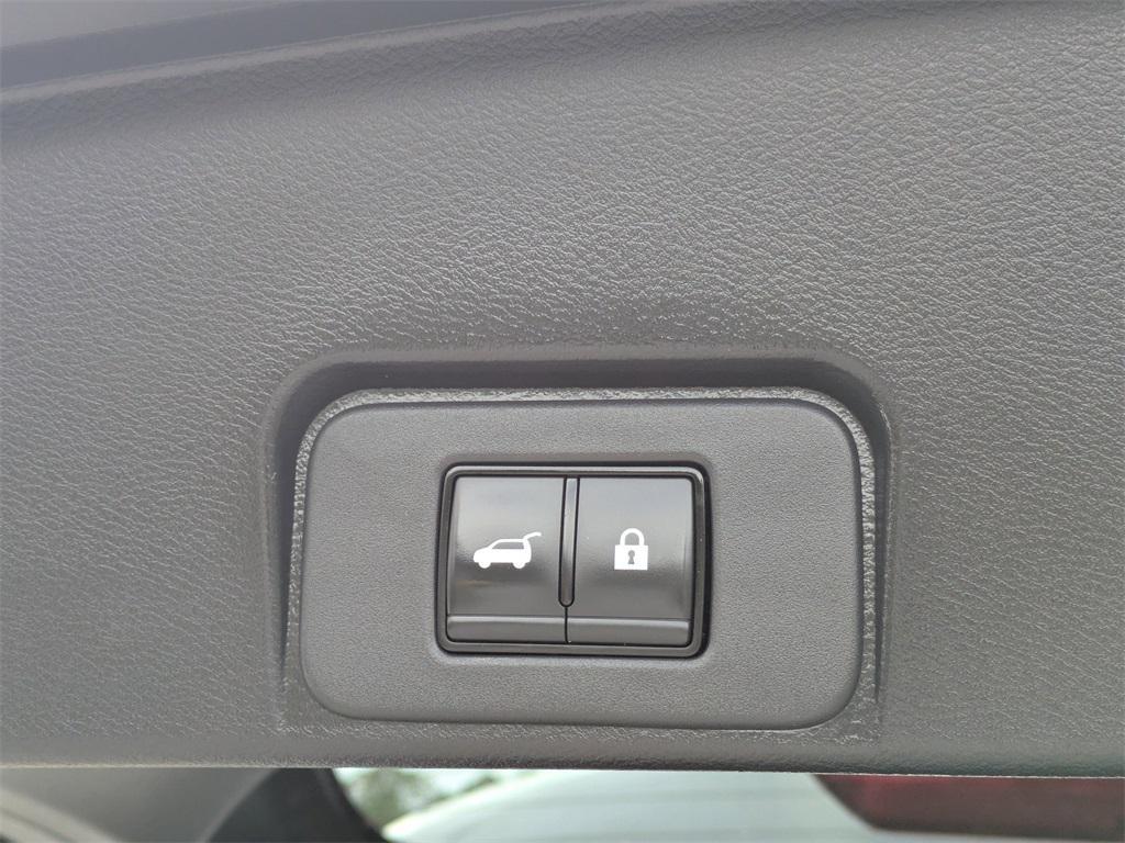 used 2023 Nissan Rogue car, priced at $22,273