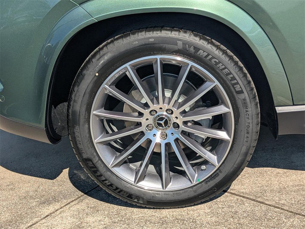 new 2026 Mercedes-Benz GLE 450 car, priced at $90,720