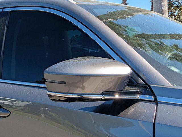 used 2022 Acura MDX car, priced at $43,343