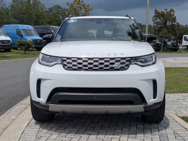 used 2025 Land Rover Discovery car, priced at $59,999