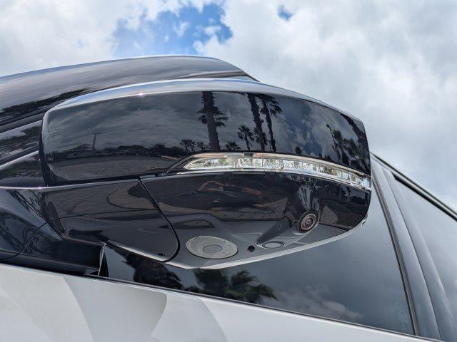 used 2025 Land Rover Discovery car, priced at $59,999