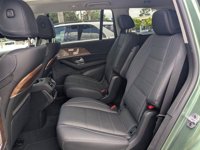 new 2025 Mercedes-Benz GLS 450 car, priced at $111,465