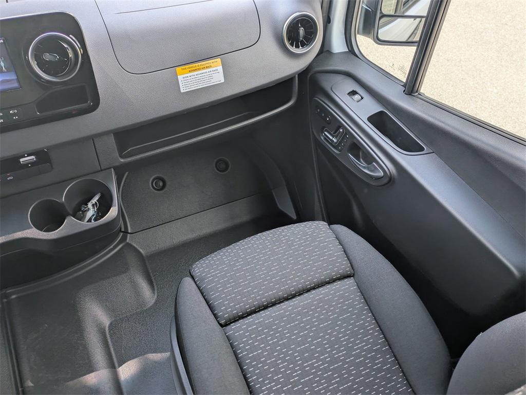 new 2025 Mercedes-Benz Sprinter 2500 car, priced at $72,648