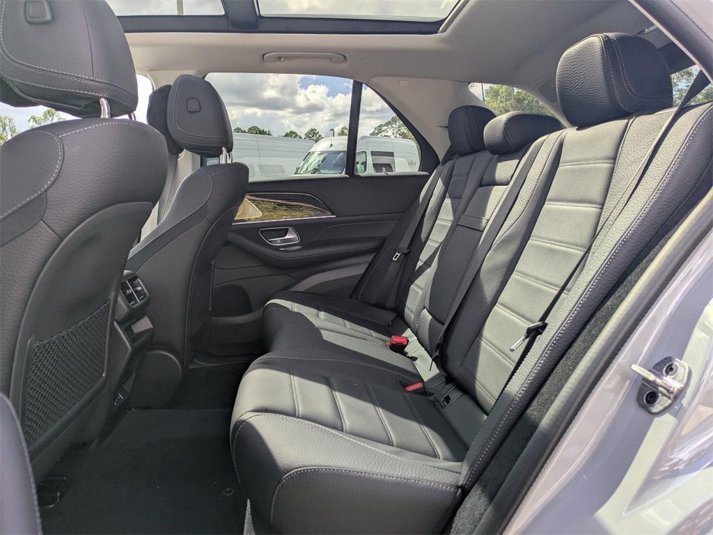 new 2026 Mercedes-Benz GLE 450 car, priced at $89,590