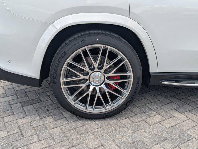 new 2025 Mercedes-Benz AMG GLS 63 car, priced at $159,105